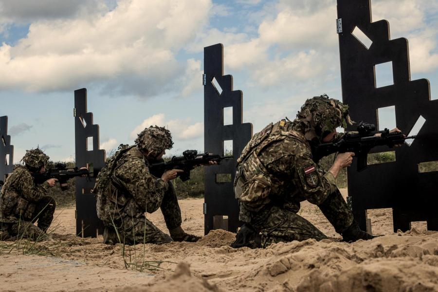 Kļūsti par Zemessardzes vada komandieri – speciālā militārā apmācība studējošajiem 